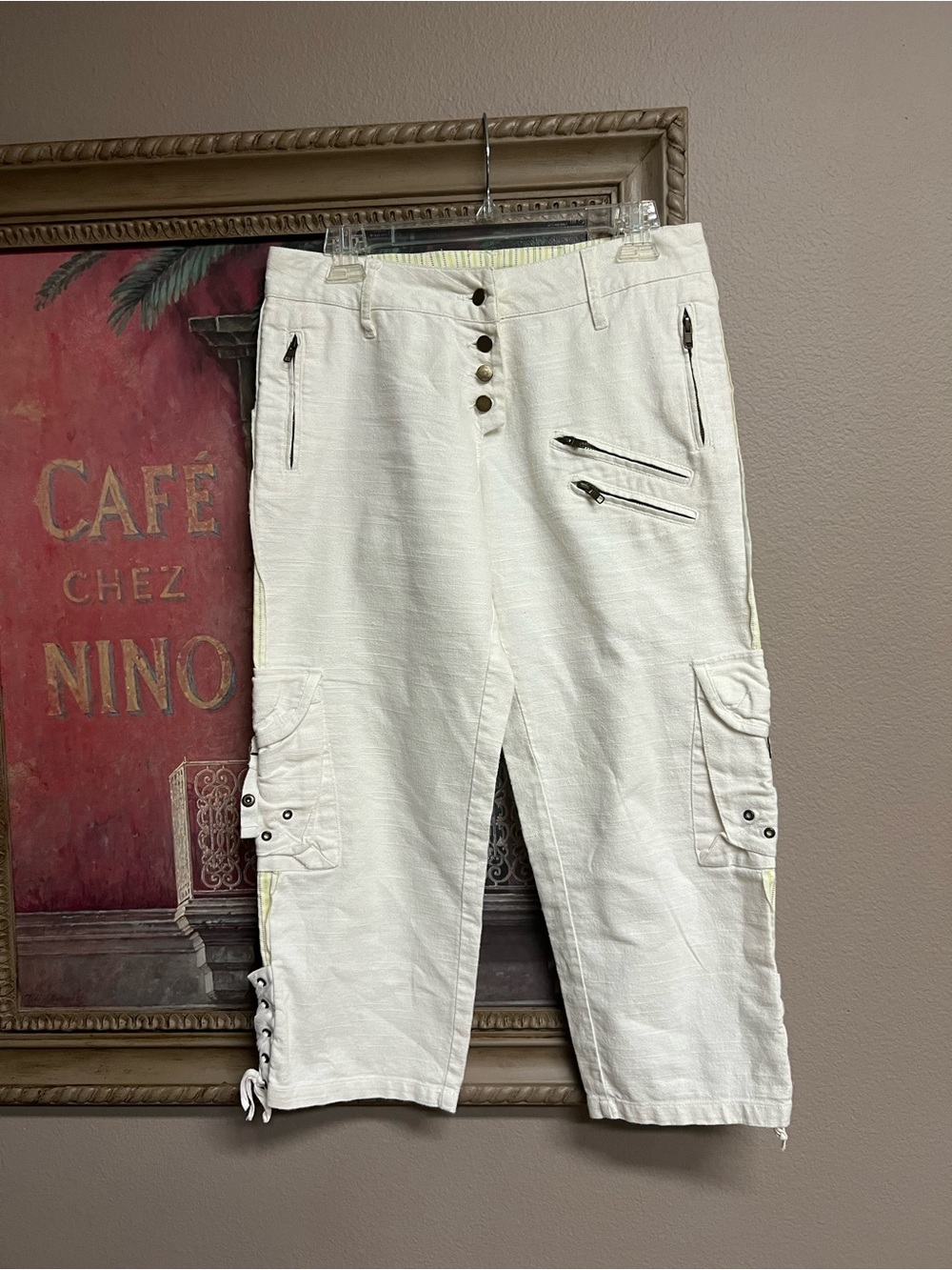 YAG White Cargo Capri Pants with Zippered Pockets